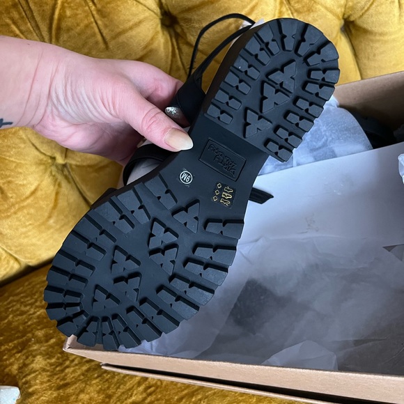 ModCloth Strapped and Rapt Sandal Black Heel - Picture 5 of 6